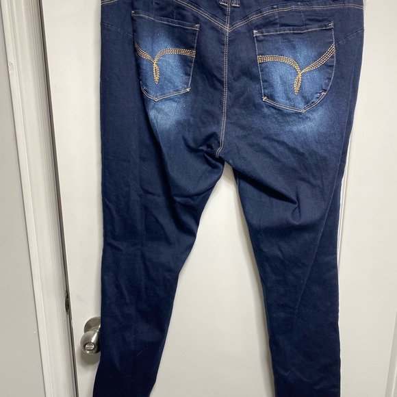 Size 14 jeans - Picture 3 of 5